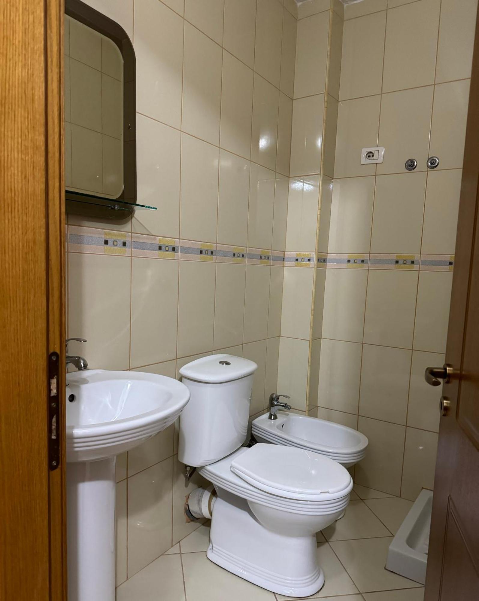 Blehami_Entire_Apartment 베라트 외부 사진