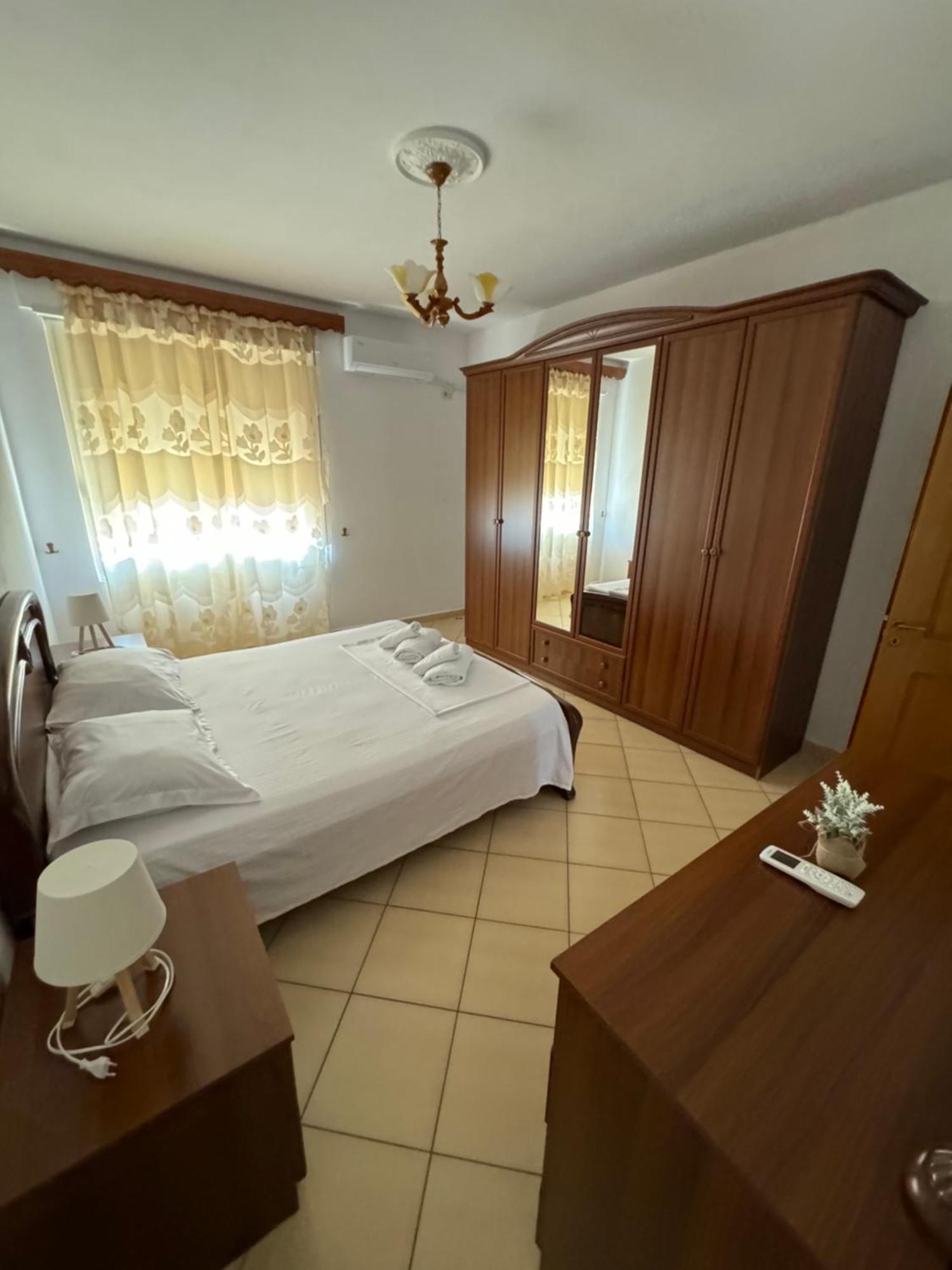 Blehami_Entire_Apartment 베라트 외부 사진