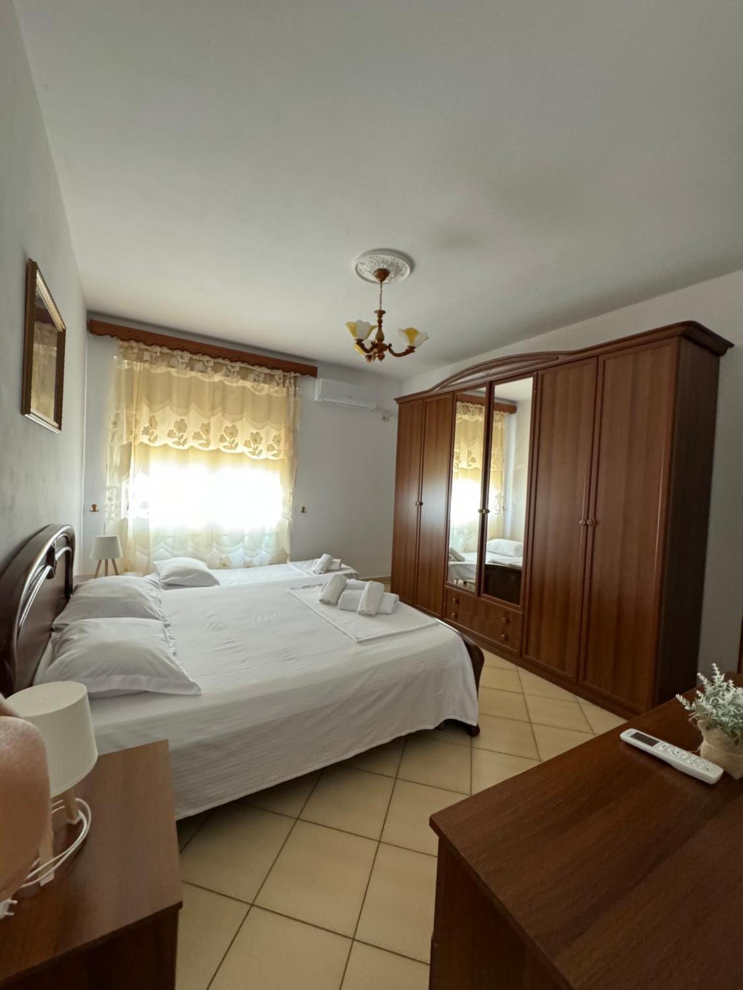 Blehami_Entire_Apartment 베라트 외부 사진